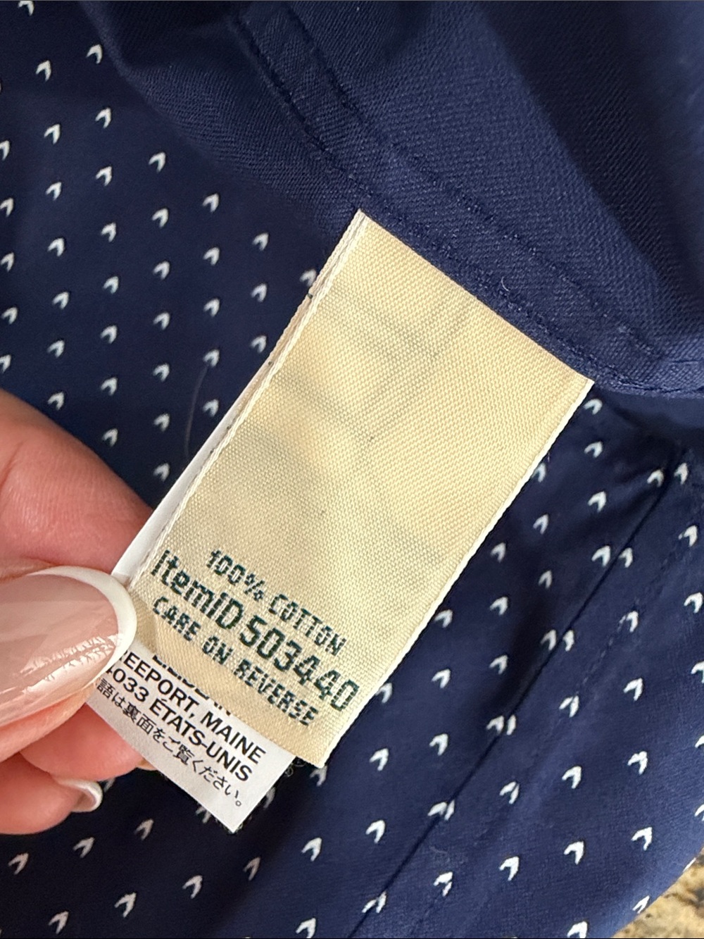 L.L.Bean Women’s XL Petite Navy Wrinkle-Free Cotton Button Down Shirt - Picture 6 of 9